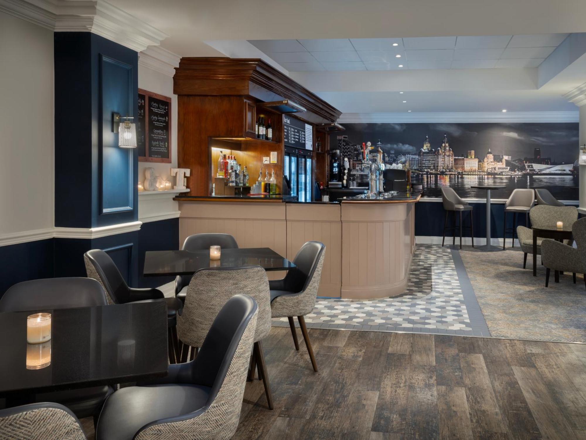 Delta Hotels By Marriott Liverpool City Centre Экстерьер фото