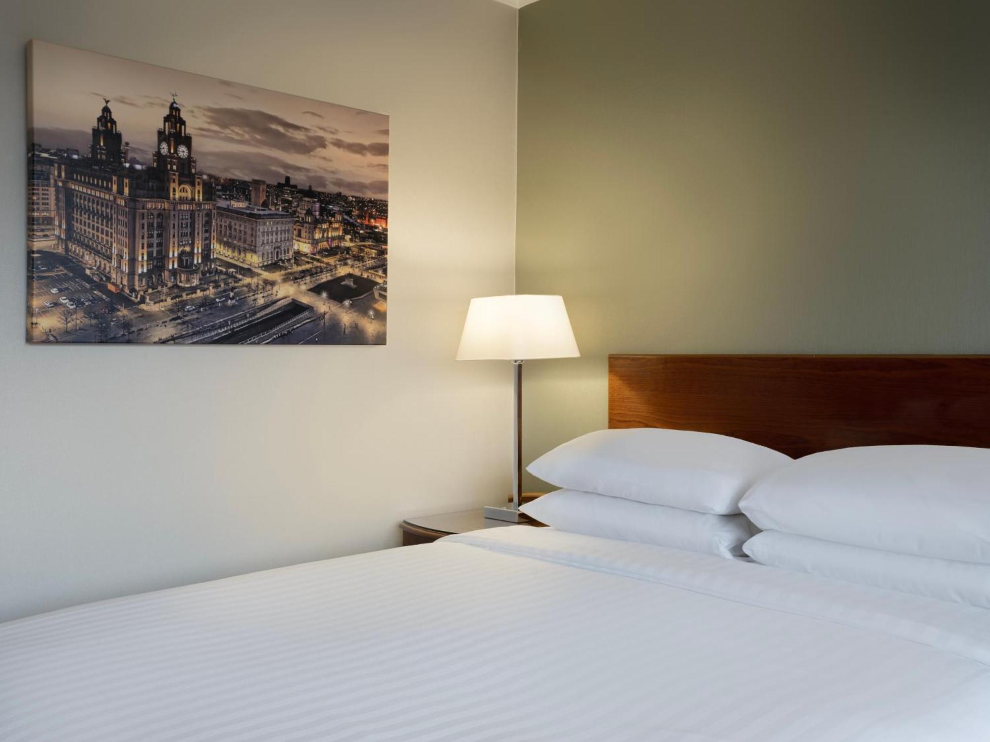 Delta Hotels By Marriott Liverpool City Centre Экстерьер фото