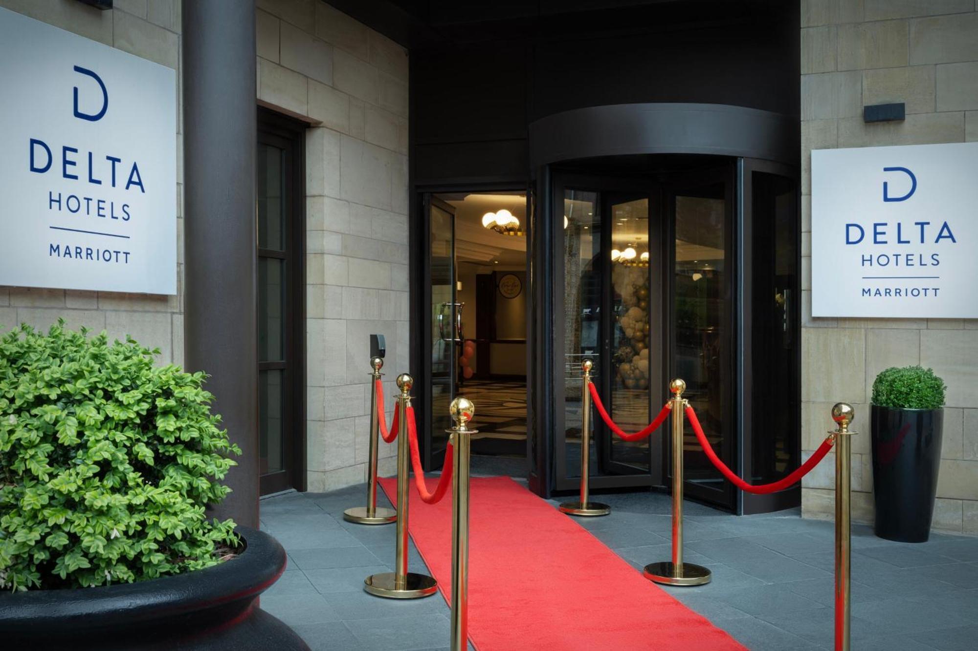 Delta Hotels By Marriott Liverpool City Centre Экстерьер фото