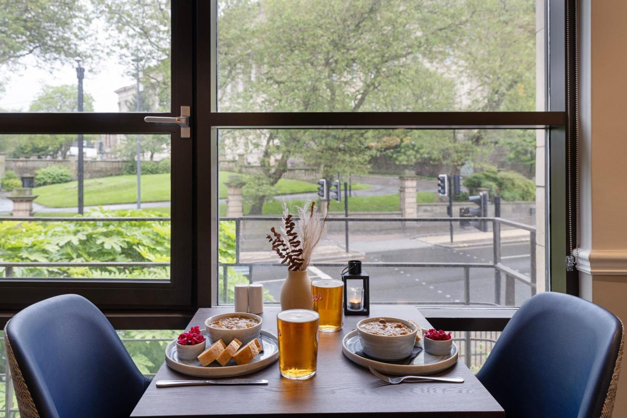Delta Hotels By Marriott Liverpool City Centre Экстерьер фото