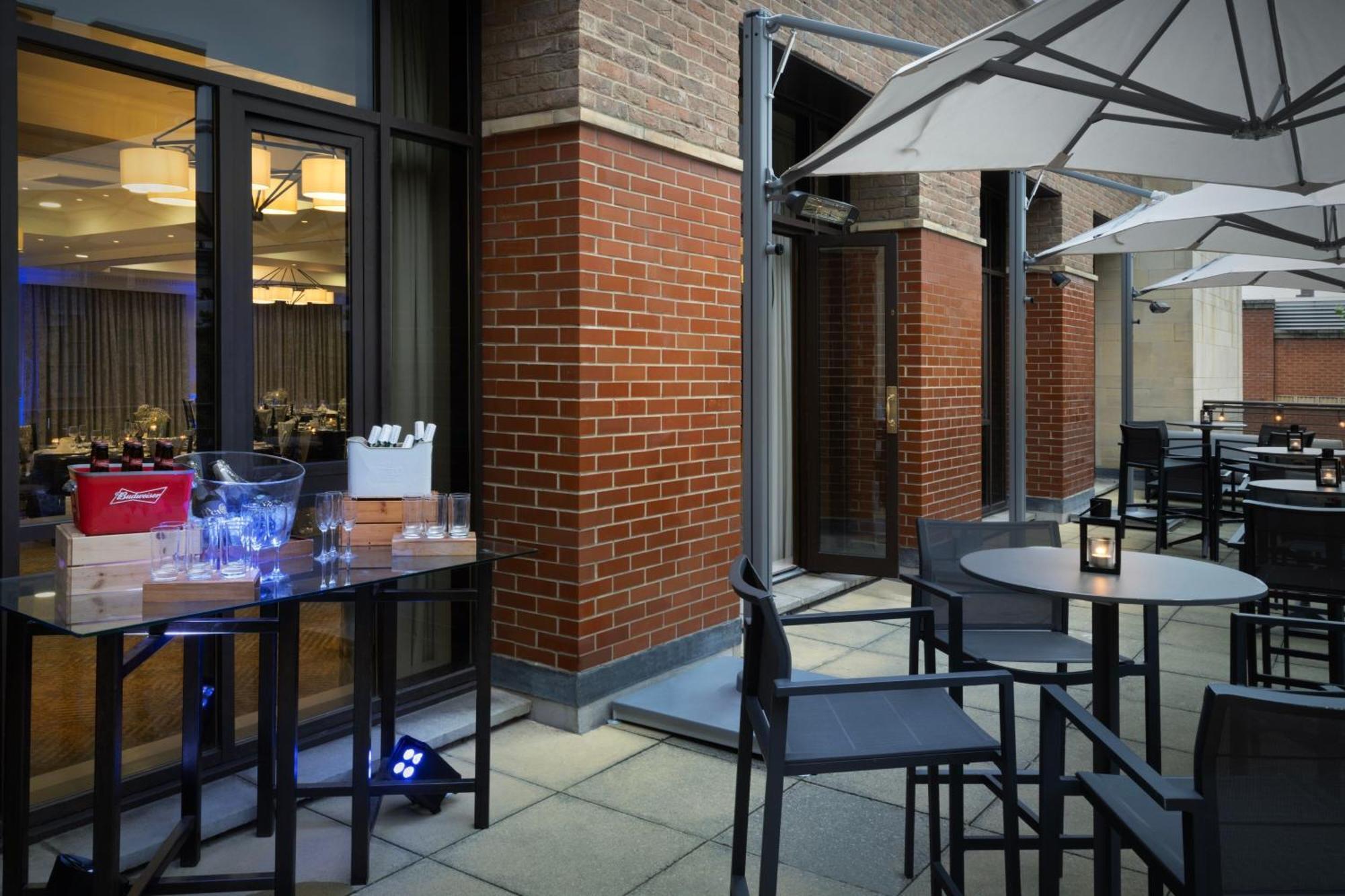 Delta Hotels By Marriott Liverpool City Centre Экстерьер фото