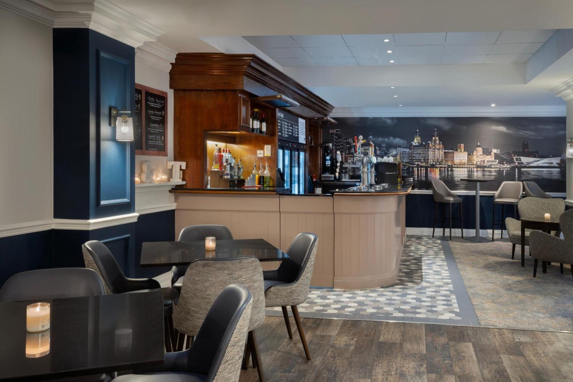 Delta Hotels By Marriott Liverpool City Centre Экстерьер фото